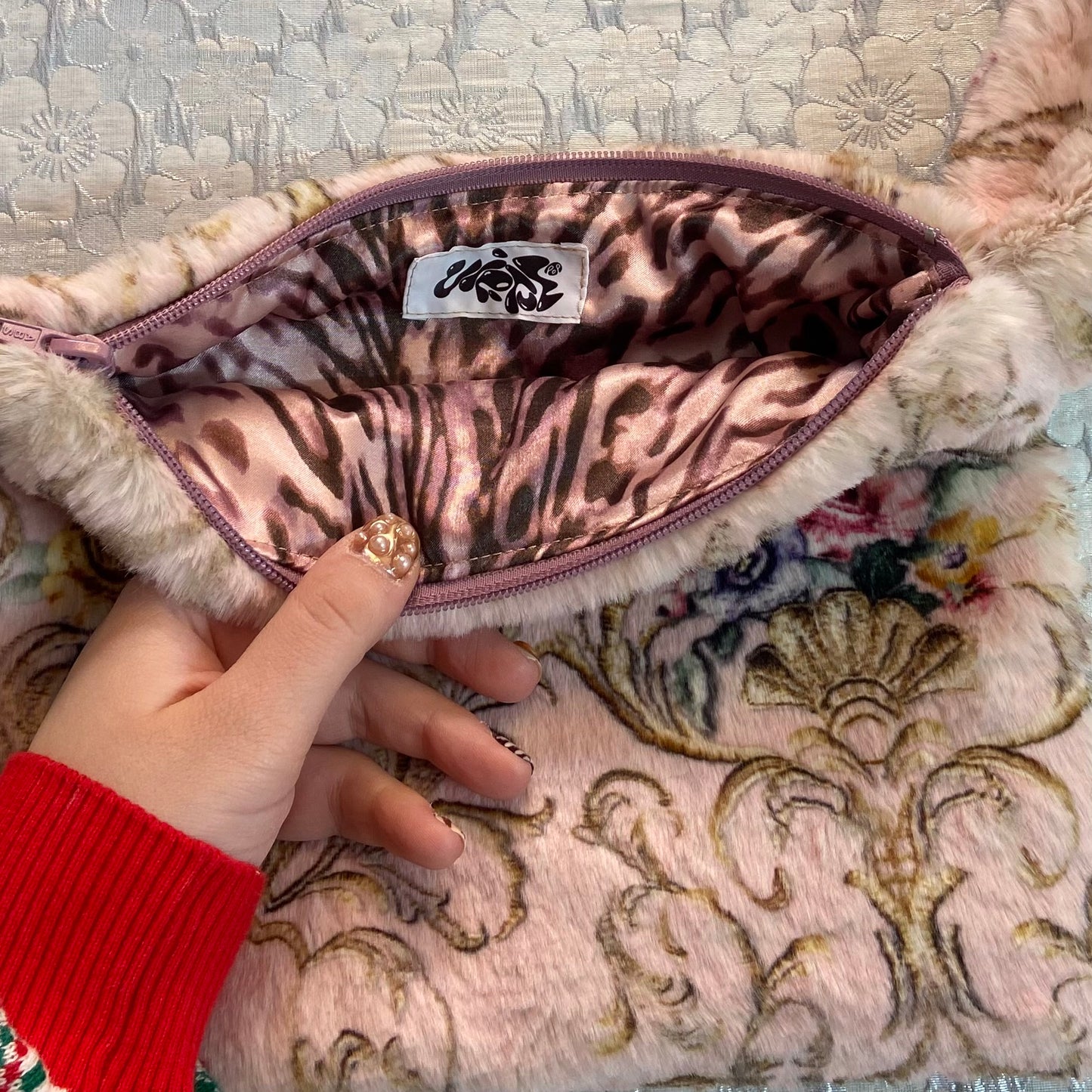 Victorian Fur Pouch