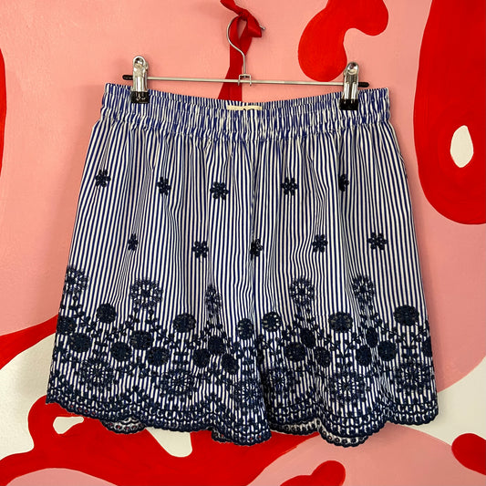 Flower Detailed Shorts