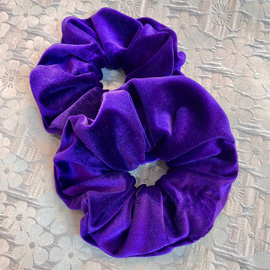 Mauve Velvet Scrunchy