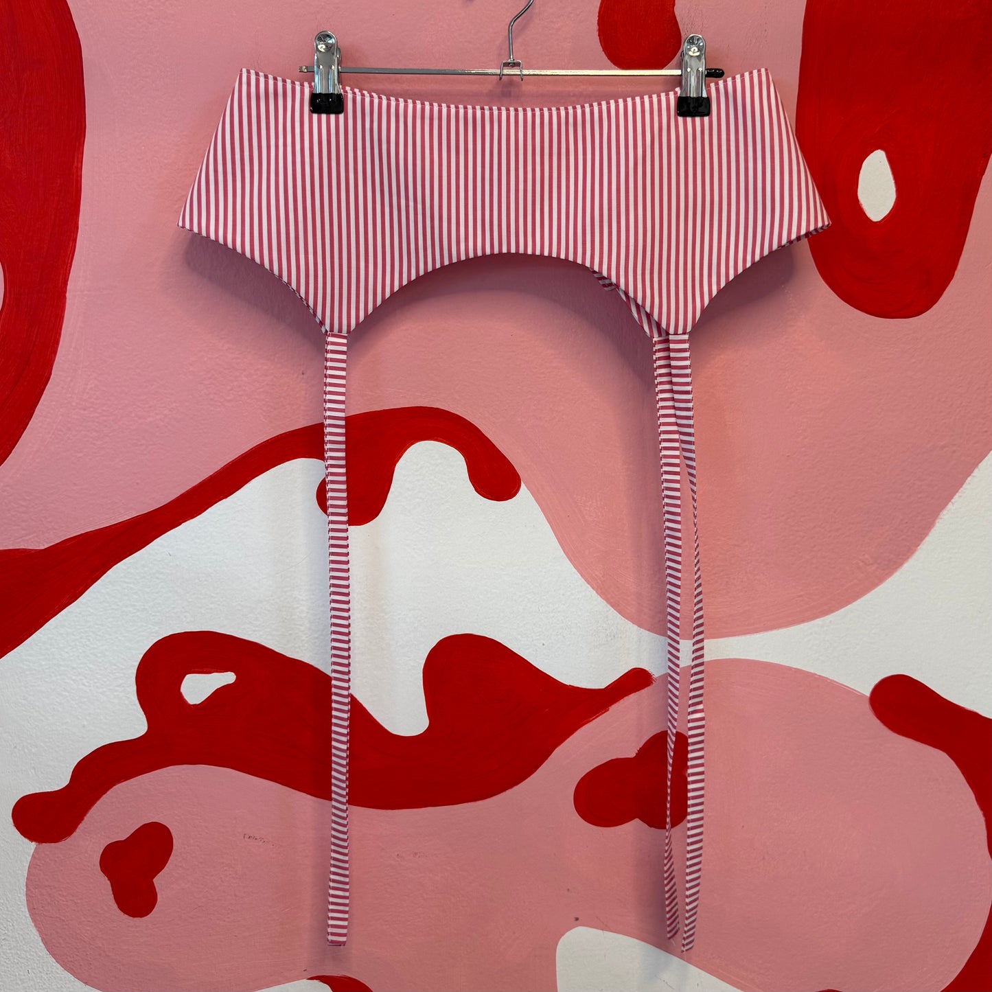 'A Walk in the Sun' Garter Belt